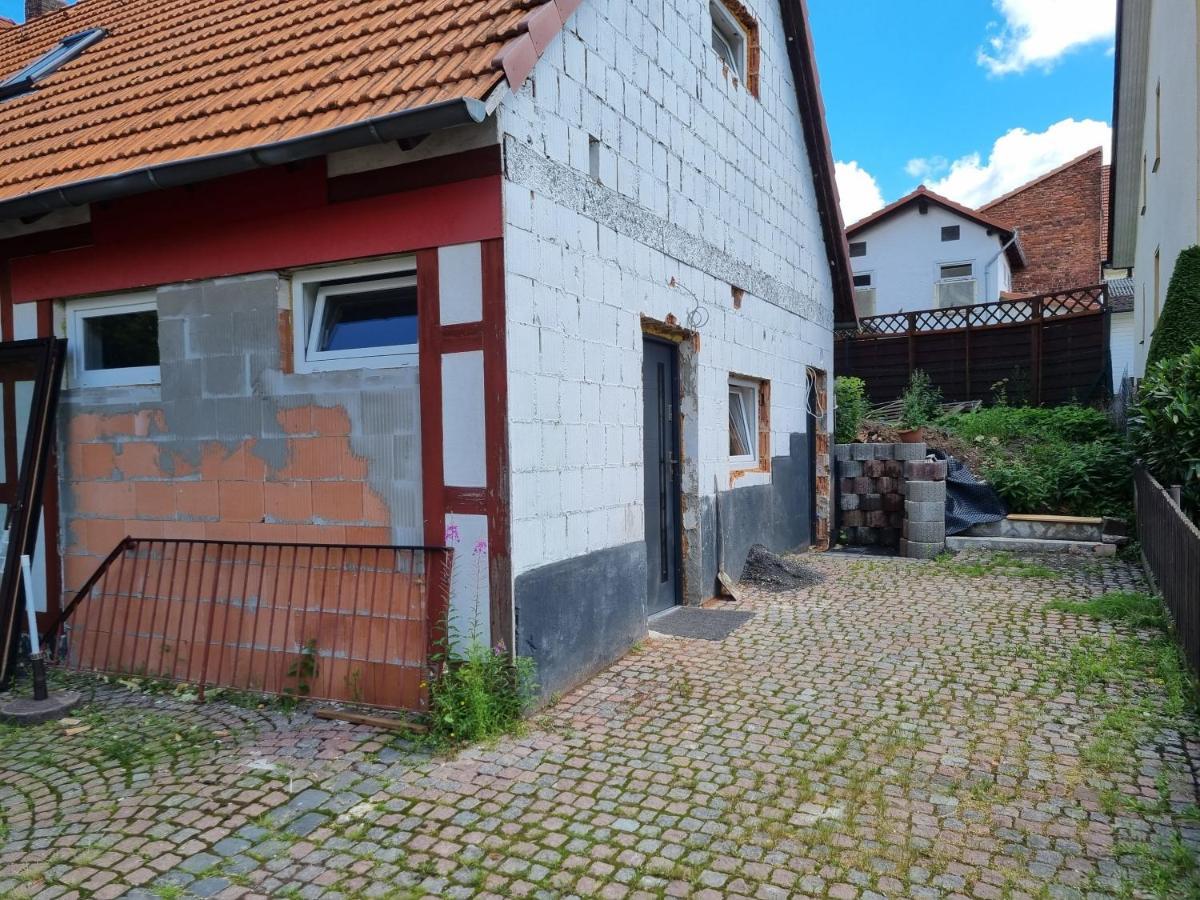 Ferienwohnung/Monteurwohnung Alte Garage Ahnatal Eksteriør billede